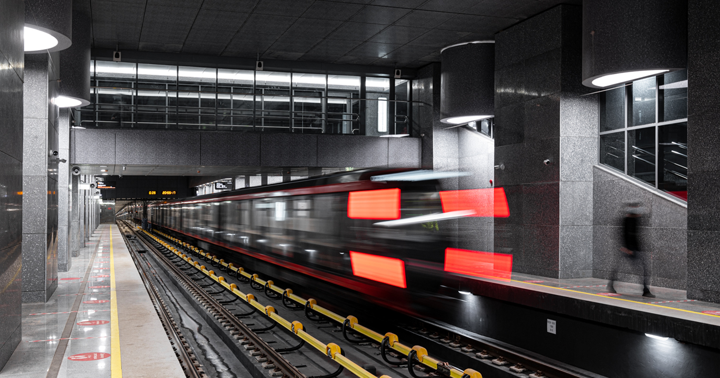 Kuntsevskaya metro station view of platform and vaults